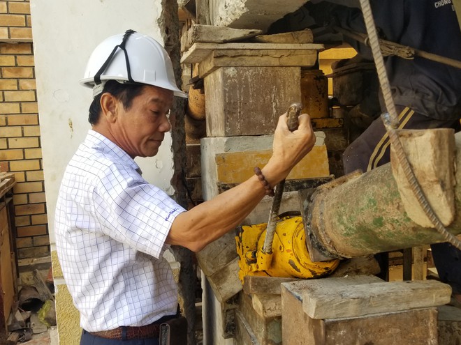 TP.HCM: 'Thần đèn' Nguyễn Văn Cư nâng biệt thự 1.500 tấn ở Thảo Điền lên 2 m
